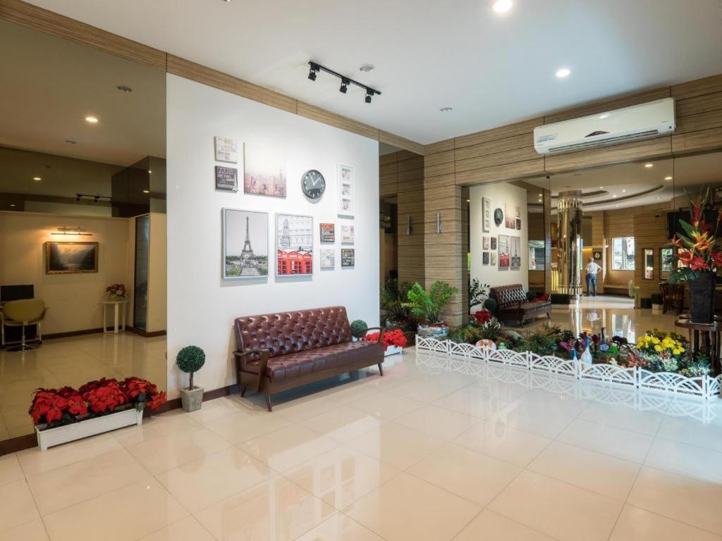 New Suanmali hotel Bangkok Bagian luar foto