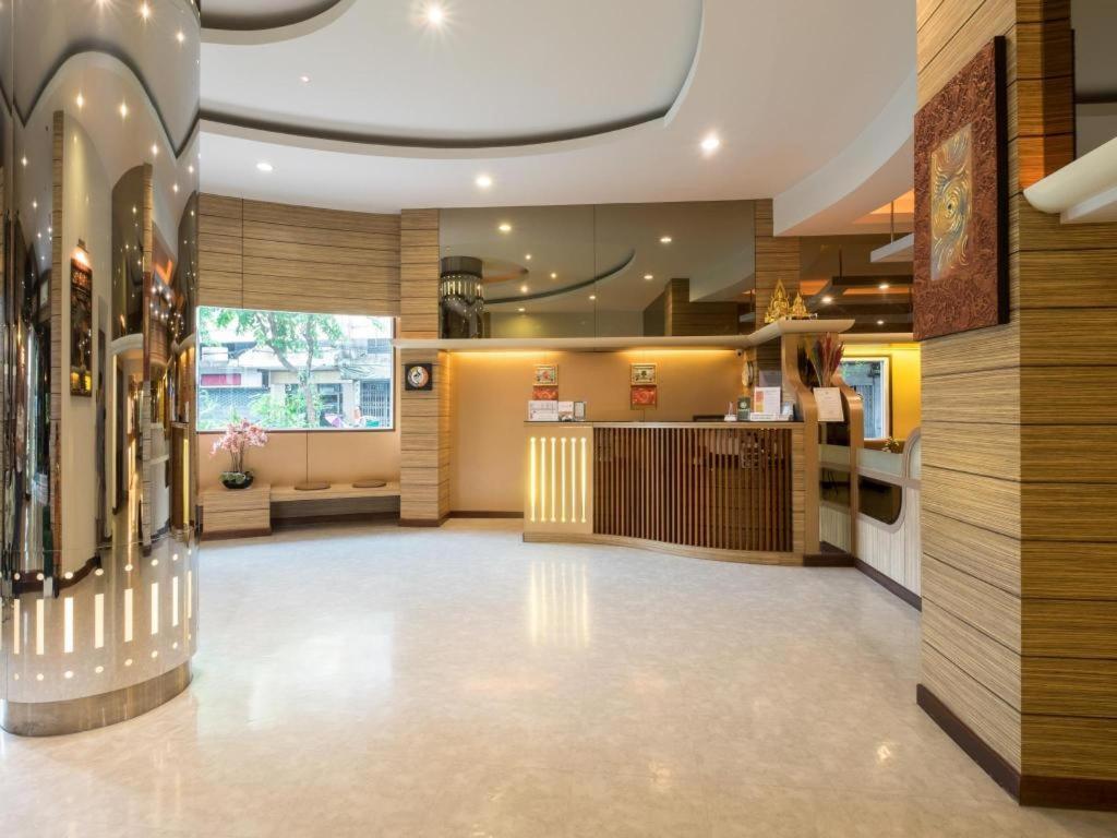 New Suanmali hotel Bangkok Bagian luar foto