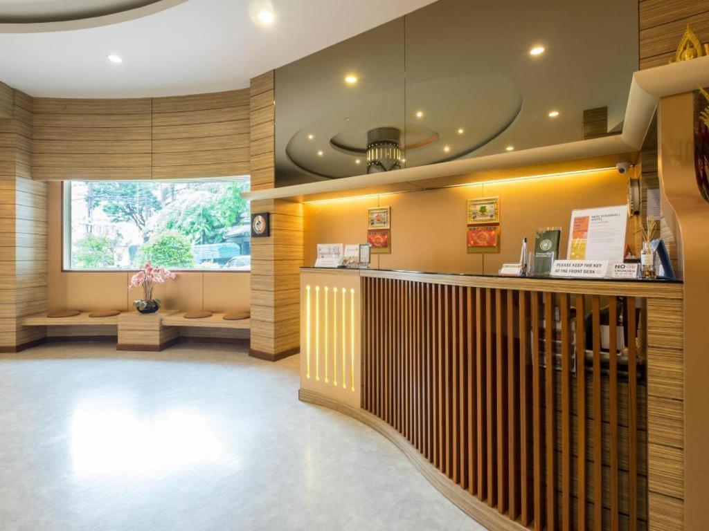 New Suanmali hotel Bangkok Bagian luar foto