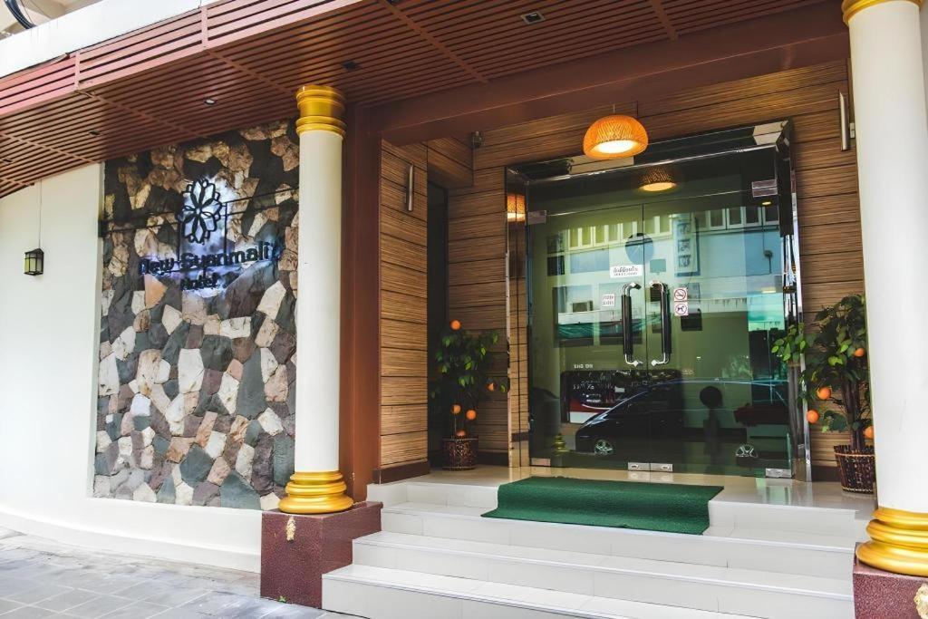 New Suanmali hotel Bangkok Bagian luar foto