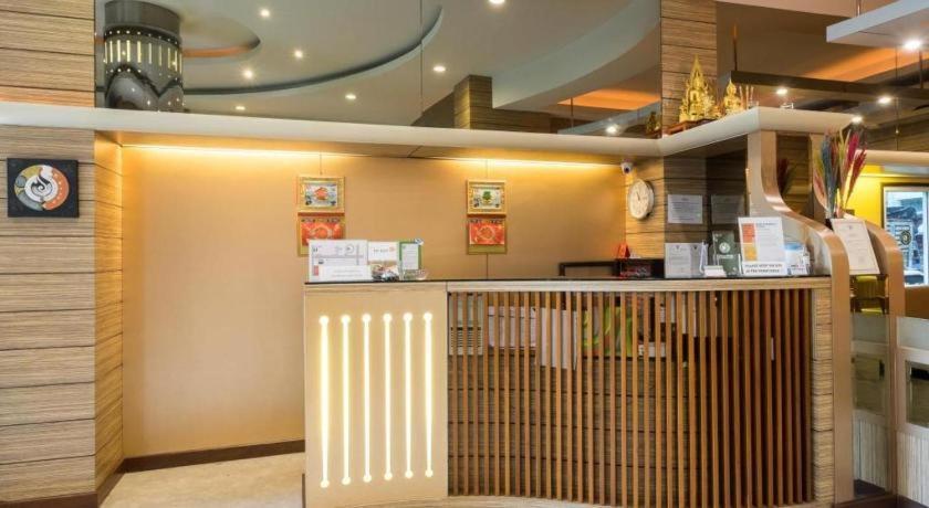 New Suanmali hotel Bangkok Bagian luar foto
