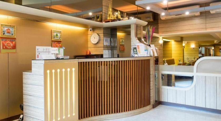 New Suanmali hotel Bangkok Bagian luar foto