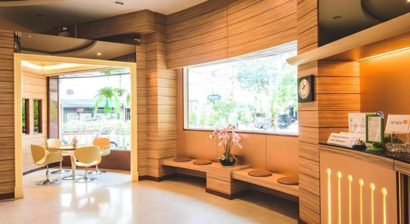 New Suanmali hotel Bangkok Bagian luar foto